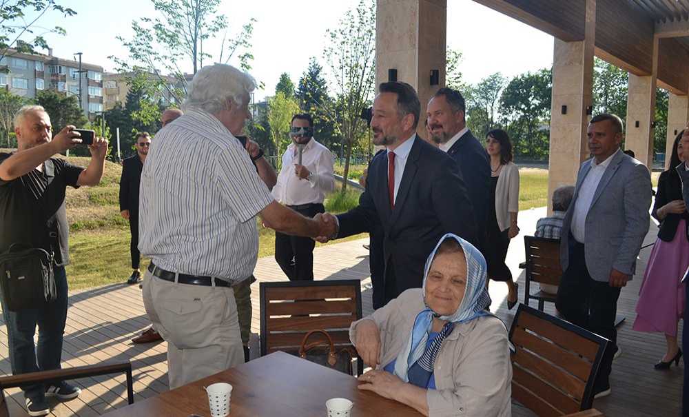 Ak Parti Heyeti Millet Bahçesini İnceledi