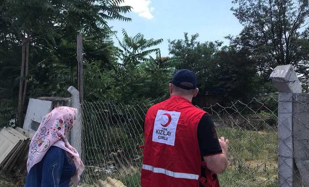 Çorlu Kızılay İhtiyaç Sahibi Vatandaşları Yalnız Bırakmıyor