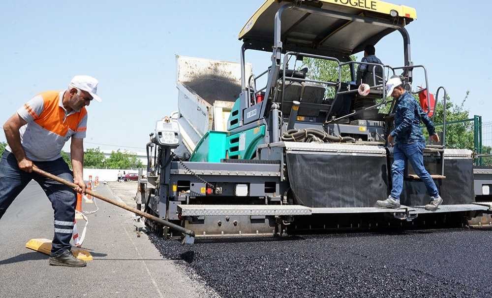 Asfalt, Yol Ve Kaldırım Çalışmaları Sürüyor