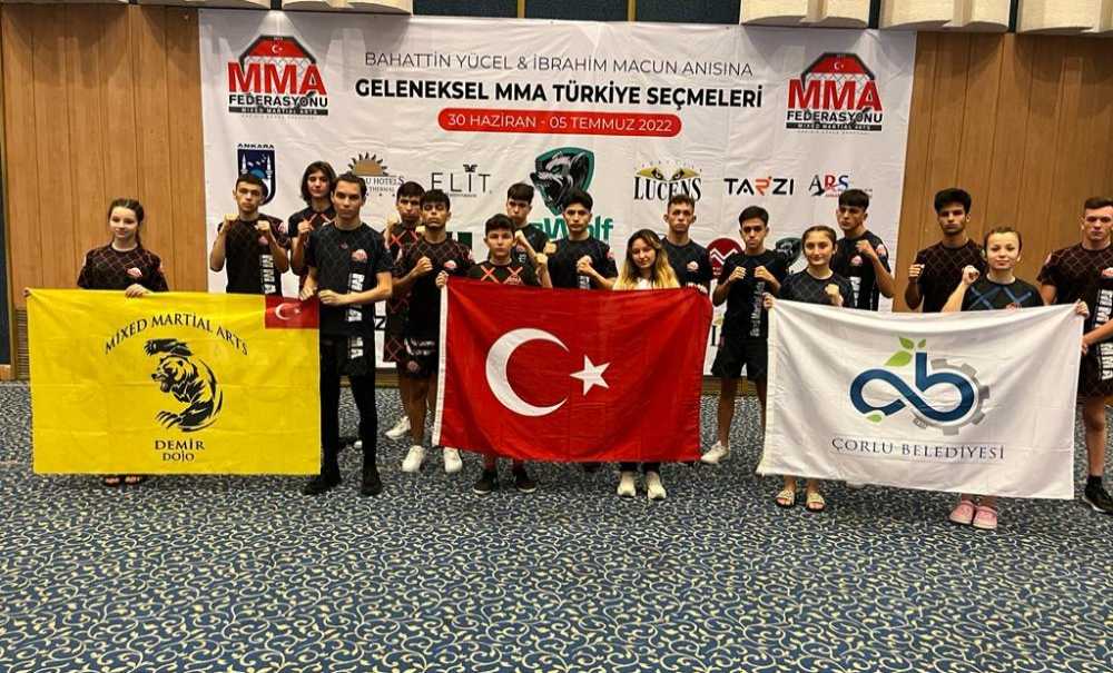 Altın Madalya Alarak Çorlu'yu Gururlandırdılar