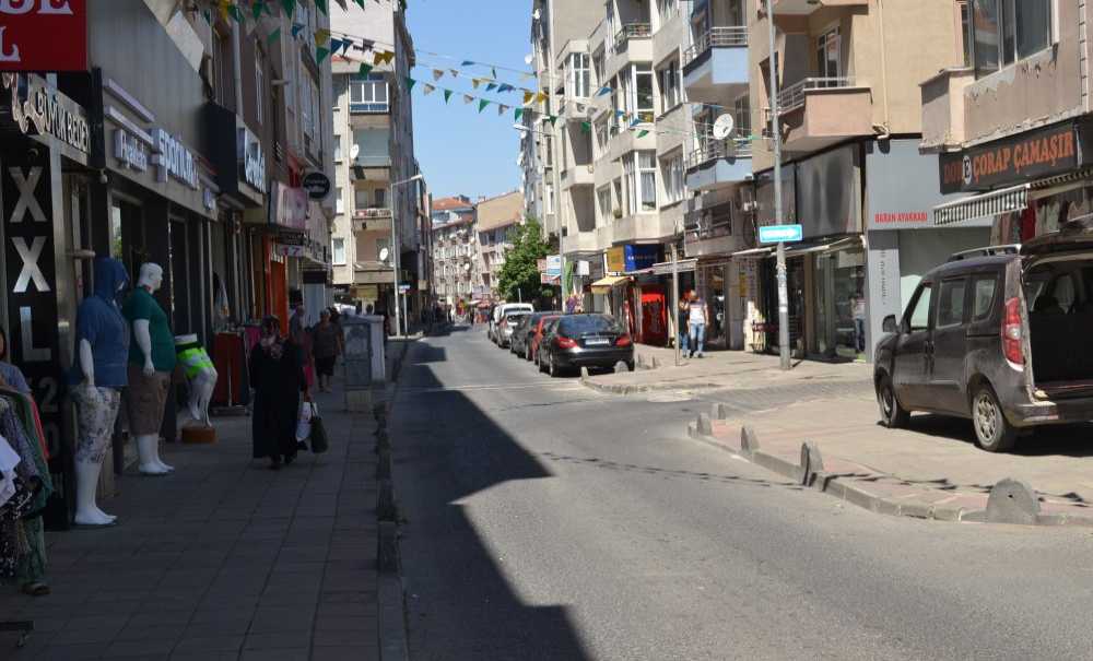 Bayram Alışverişinde Esnaf Umduğunu Bulamadı