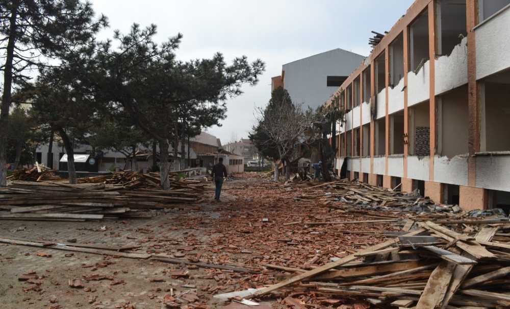 Yapılacak Okullar Arasında Meslek Lisesi'nin Adı Yok