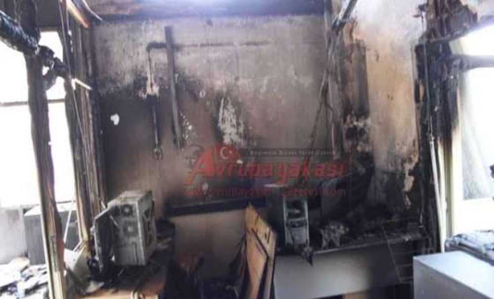 Elektrik Kontağı Ekmek Teknesini Kül Etti