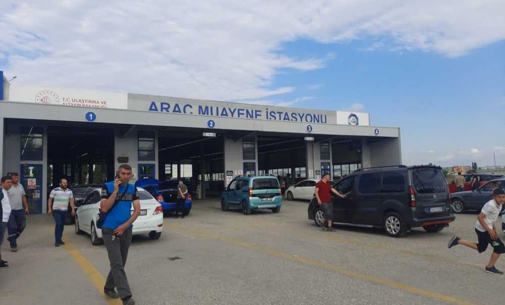 Bayram Öncesi Araç Muayene İstasyonunda Yoğunluk