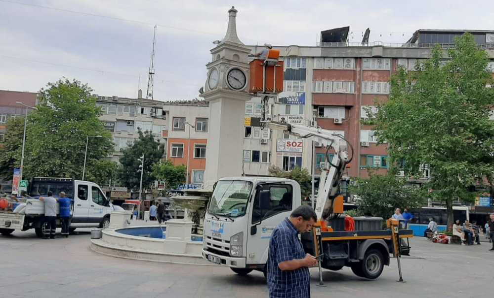 Haberimizden Sonra Saatli Kule Bakıma Alındı
