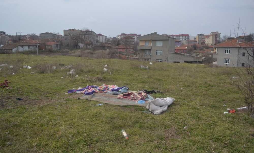 Tarihi Çorlu Kalesi Pislik İçinde!