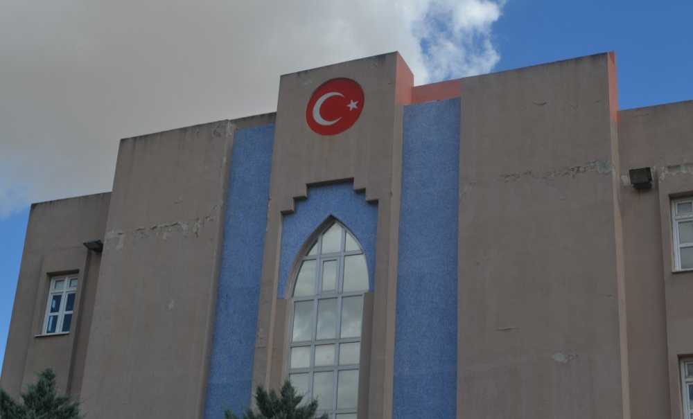 Yaz Döneminde Okullara Bakım Yapılıyor