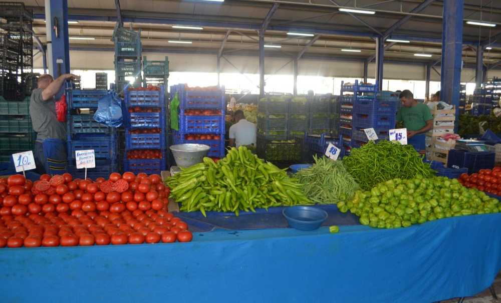 Bir Ailenin Pazar Harcaması 500 Lirayı Buluyor