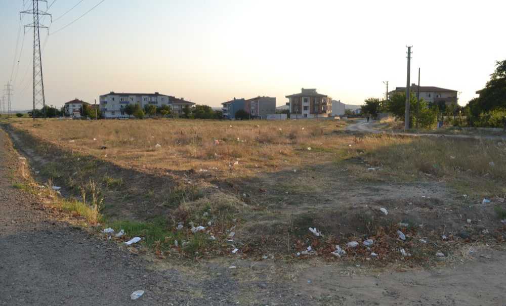 Park Yapılacağı Söylenen Alan Çöplük Oldu