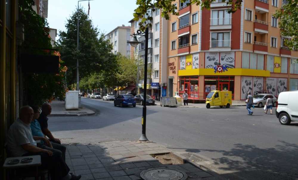 Kazali Kavşak Çözüm Bekli̇yor