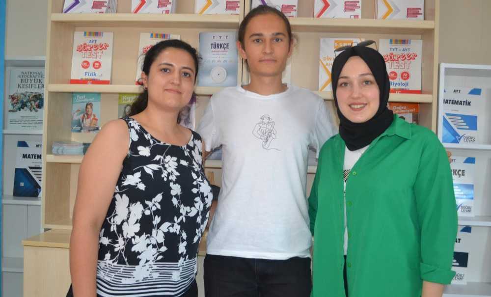 Emirhan Bilgiç Yks'de Türkiye 52'Incsi Oldu