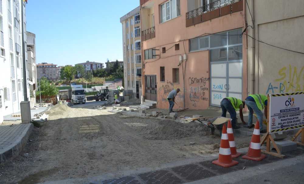 Amfi Tiyatronun Yolları Yapılıyor