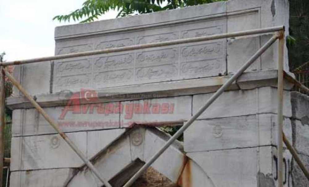 Tarihi Çeşmeye Çorlu Belediyesi'nin El Atması Bekleniyor