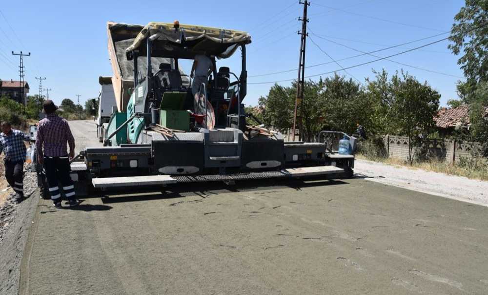 Yol Yapım, Bakım Ve Onarım Çalışmaları Devam Ediyor