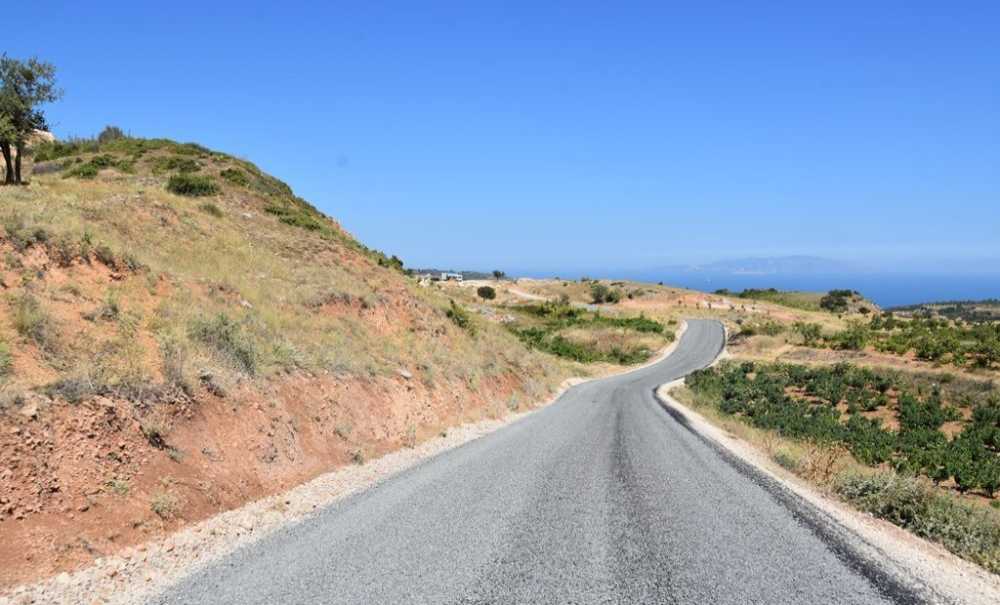 Yol Yapım, Bakım Ve Onarım Çalışmaları Devam Ediyor