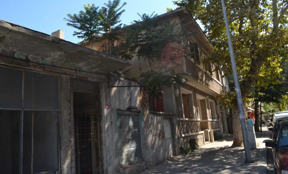 Metruk Bina Bağımlıların Oteli Oldu