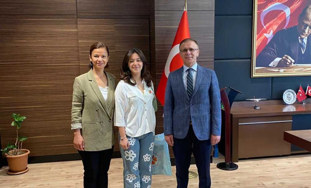 Dereceye Giren Öğrenciler Kaymakam Sarılı'yı Ziyaret Etti