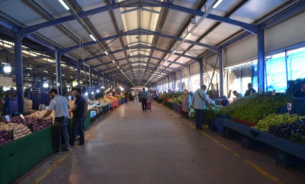 Pazartesi Pazarının Yer Çalışmaları Başladı