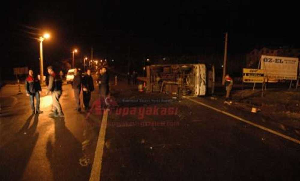 İki İşçi Servisi Çarpıştı 9 Kişi Yaralandı
