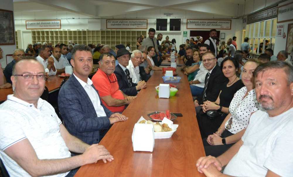 Kaymakam Sarılı Cem Evi'nde İftara Katıldı