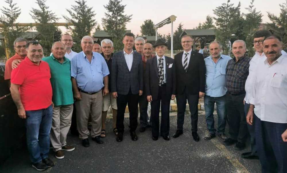 Kaymakam Sarılı Cem Evi'nde İftara Katıldı