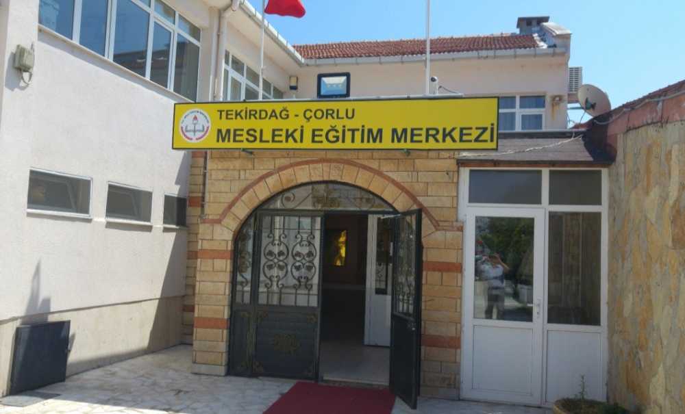 Ortaokul Mezunu Ustalara Lise Diploması Alma Fırsatı