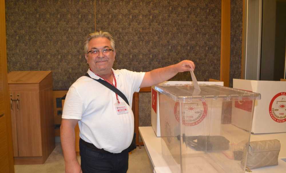 İbrahim Özçelik Yeniden Başkan Seçildi