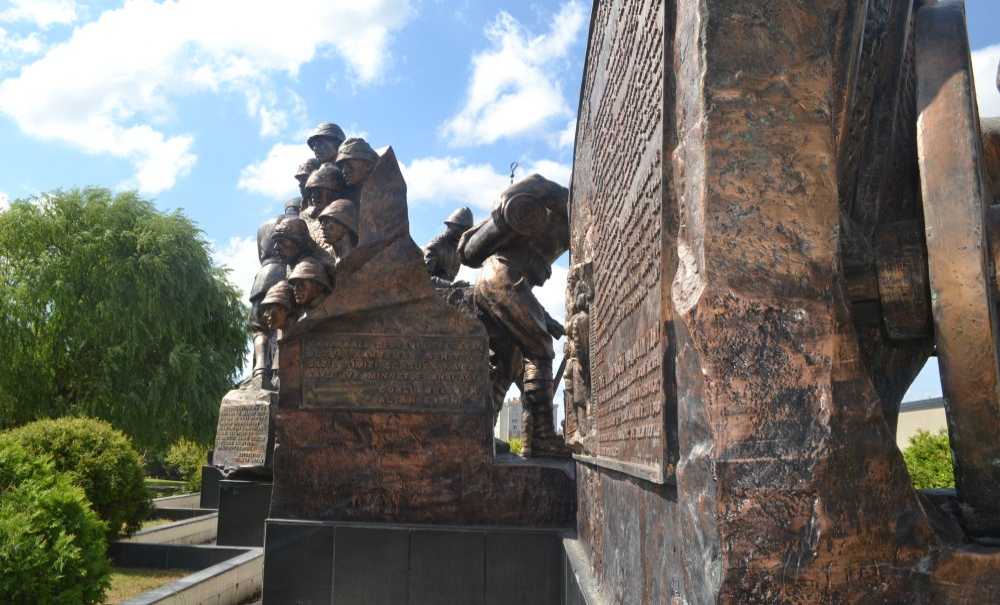 Balkan Anıtı Yine Bakımsız Kaldı!