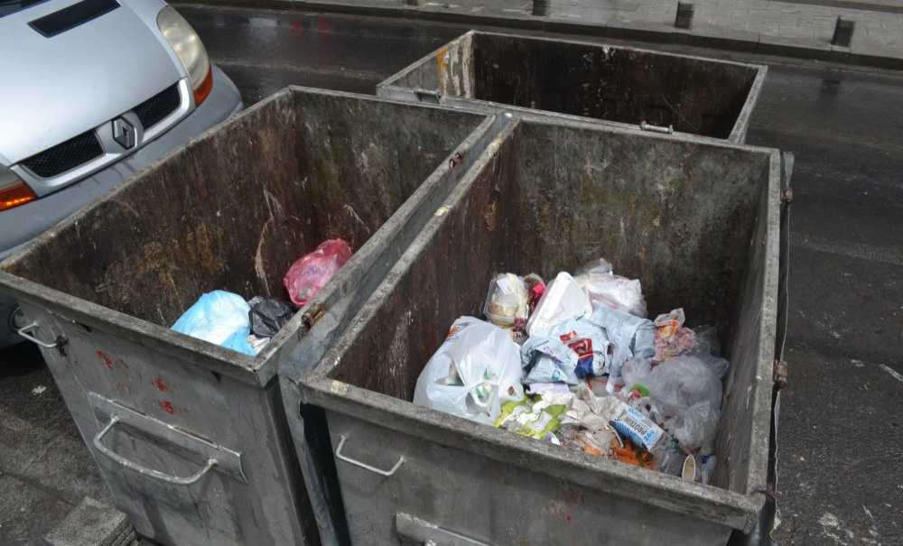 Çöp Kutuların Görüntüsü Tepki Çekiyor