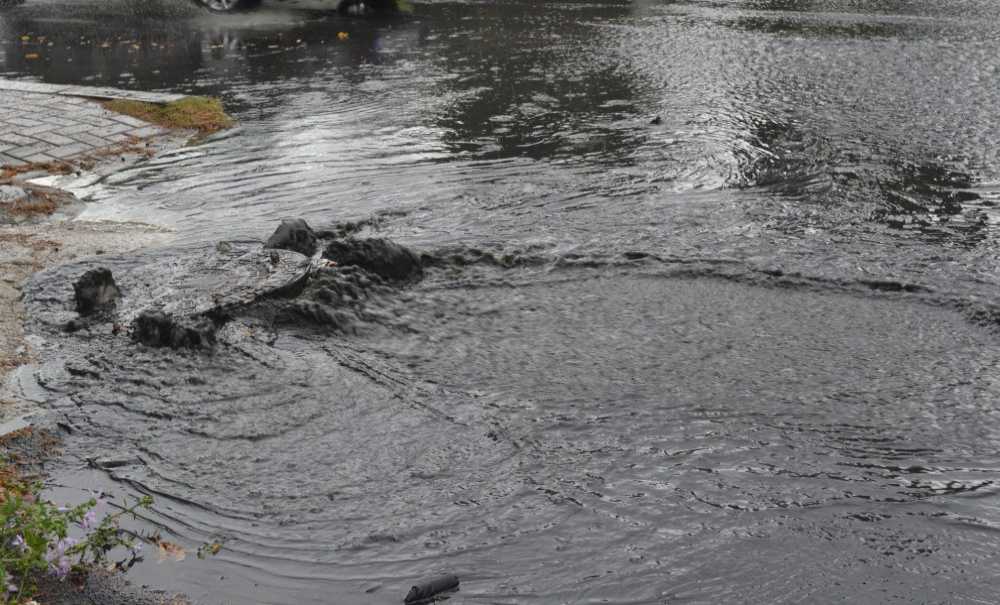 Rögarlar Taştı, Yollar Göle Döndü
