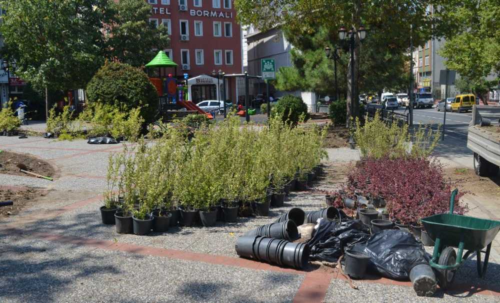 Uğur Mumcu Parkı'nda Çalışma