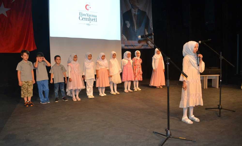 İlim Yayma Cemiyeti Program Düzenledi