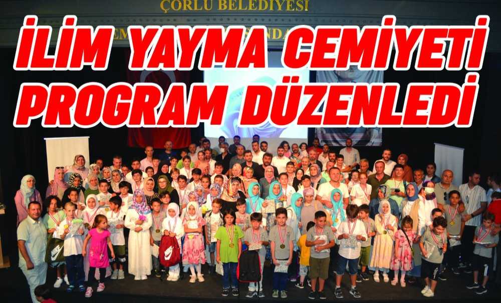 İlim Yayma Cemiyeti Program Düzenledi