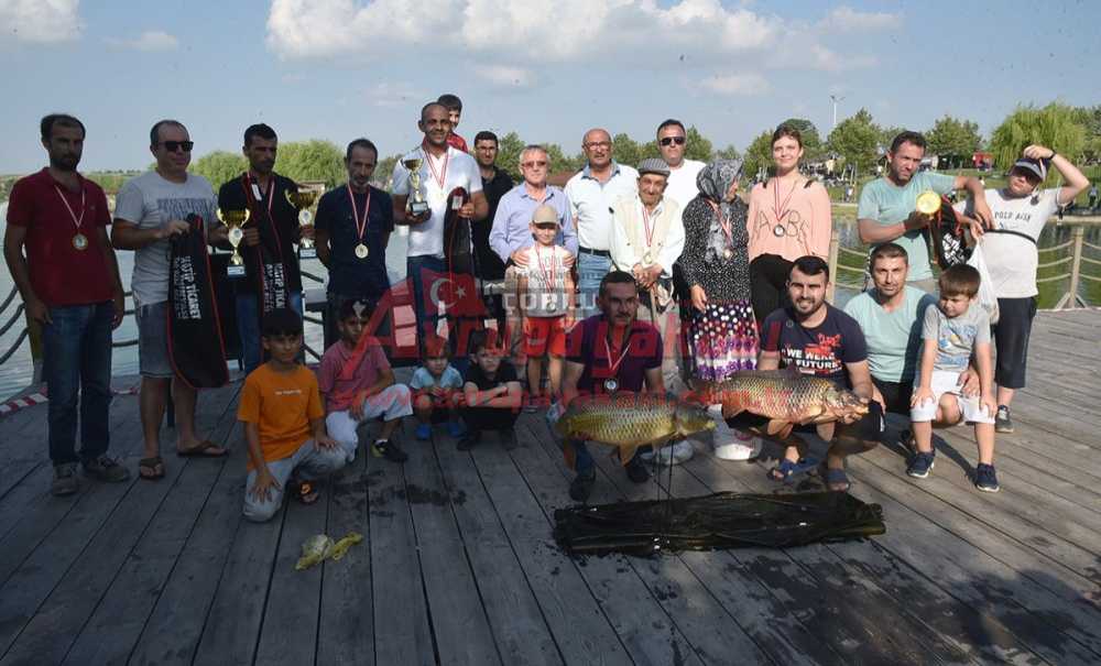 Olta Balıkçıları Kıyasıya Yarıştı