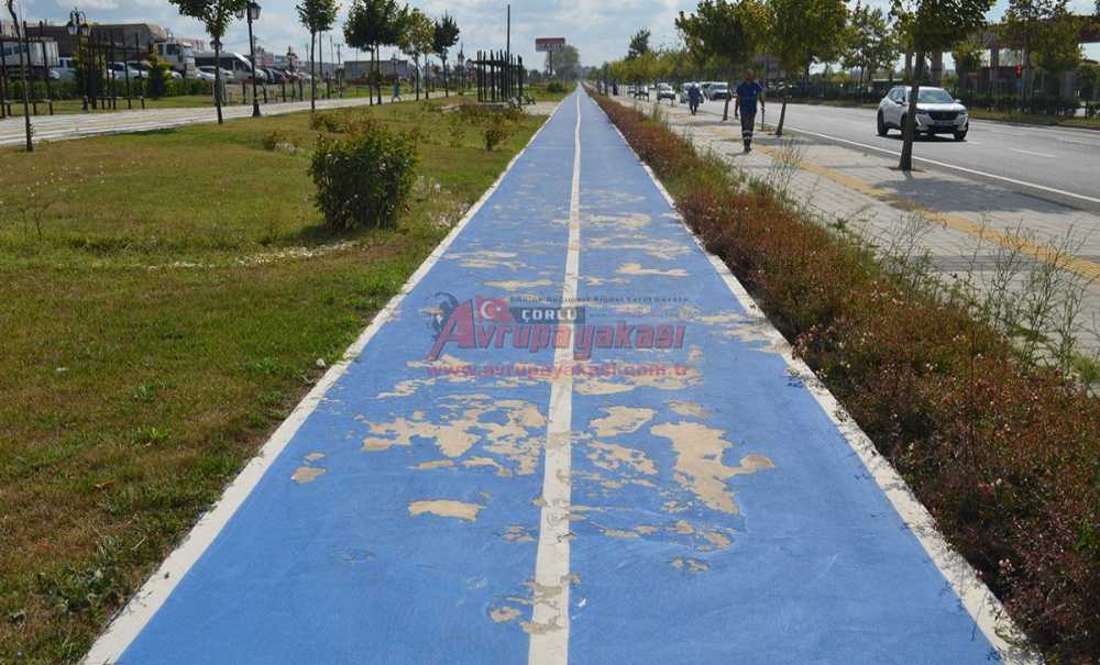 Parkta Zarar Gören Yerlerin Düzenlenmesi Bekleniyor