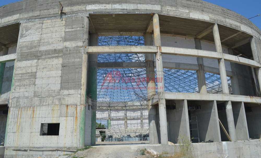 Kapalı Spor Kompleksinde Çalışmalar Hızlandı