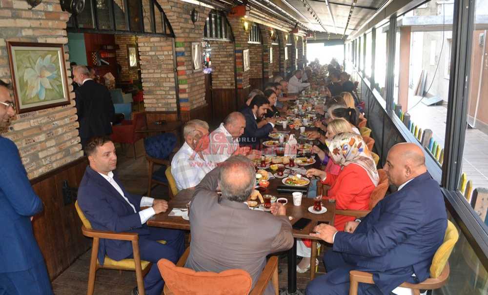 “Biz Devlete Talibiz”