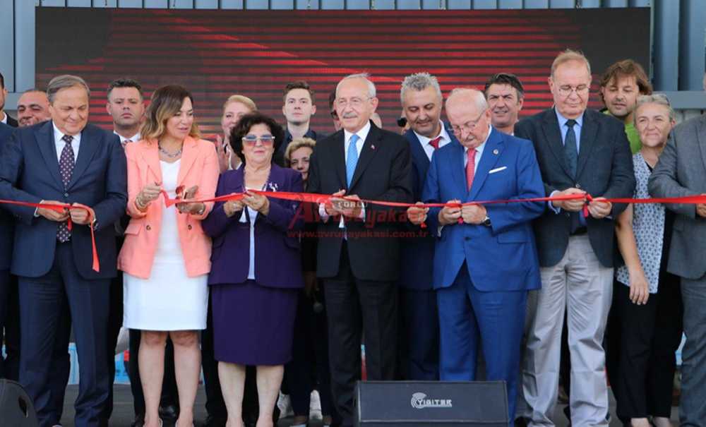 Büyükşehir Belediye Binası Görkemli Törenle Açıldı