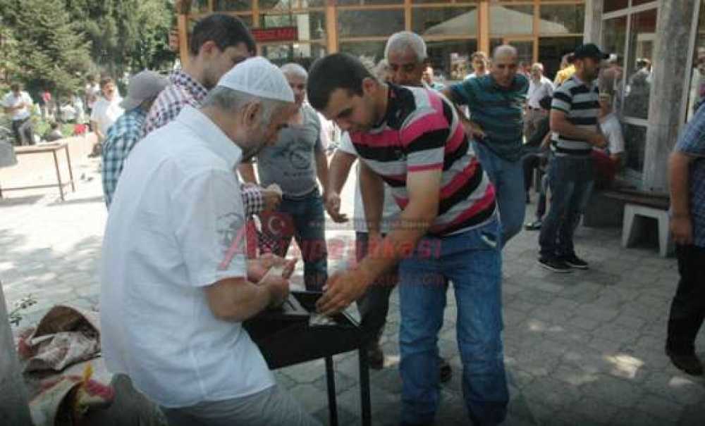 Camii Cemaatinden İmam Hatip Lisesi İnşaatına Yardım