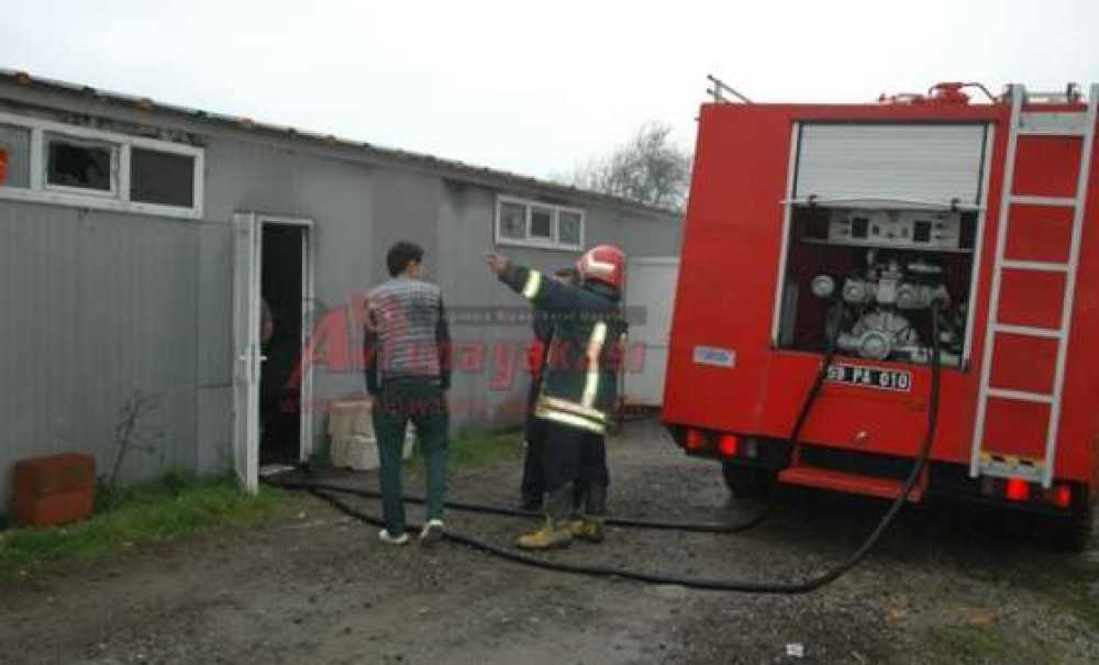 İşçilerin Kaldığı Şantiyede Yangın