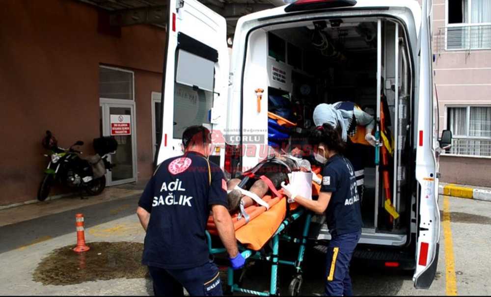 Saldırgan Köpekten Kaçan Çocuğa Araba Çarptı