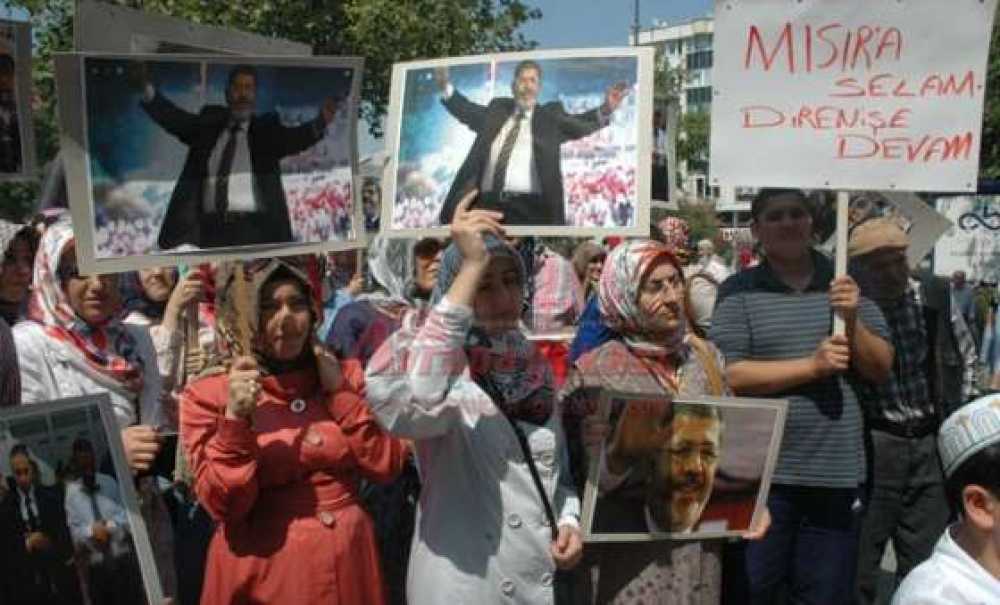 Çorlu`dan Mısır`a Destek Eylemi