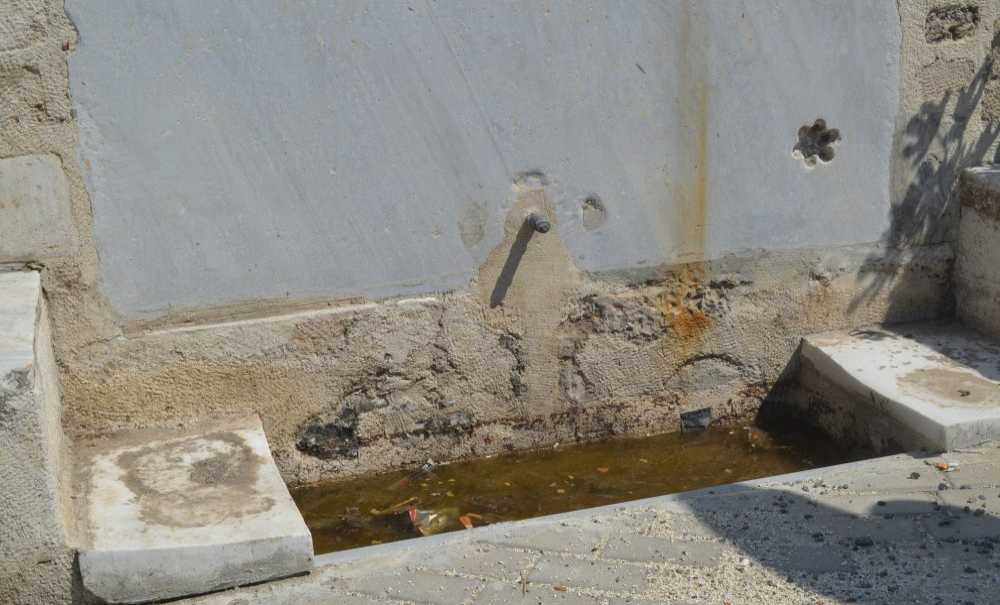 150 Yıllık Tarihi Çeşme Öylece Bırakıldı