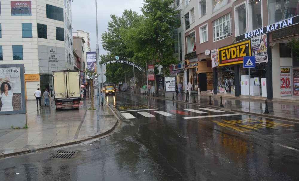 Hafta Sonuna Kadar Yağışlı Havalar Etkili Olacak!