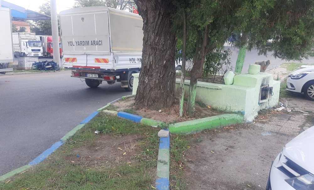 Şehit Hüseyin Gazi'nin Mezar Taşı Yerden Kaldırıldı