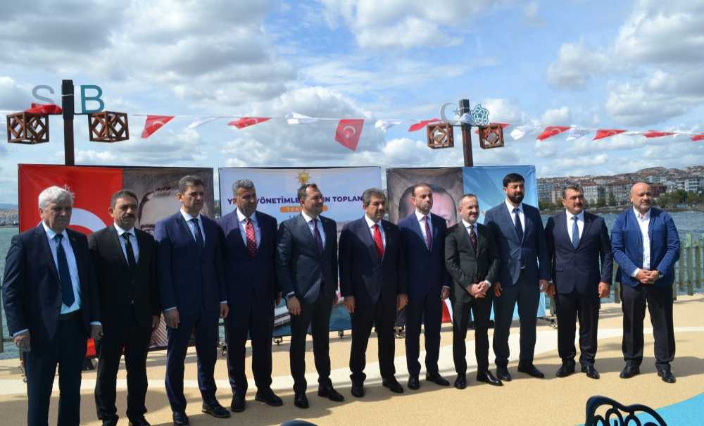 “Chp'li Belediye Başkanları İş Yerine Bahane Üretiyorlar”