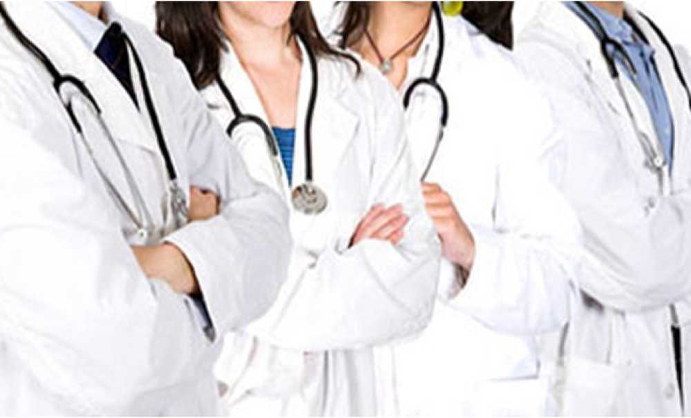 “Doktorlar Kamuya Geri Dönüyor”