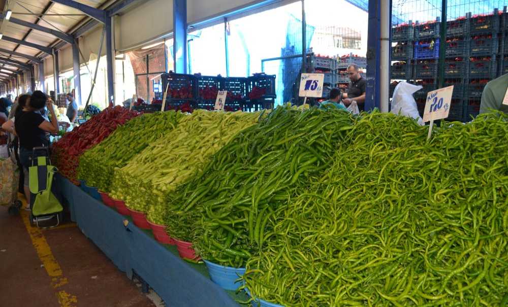 Pazara Gelenler Şok Oluyor