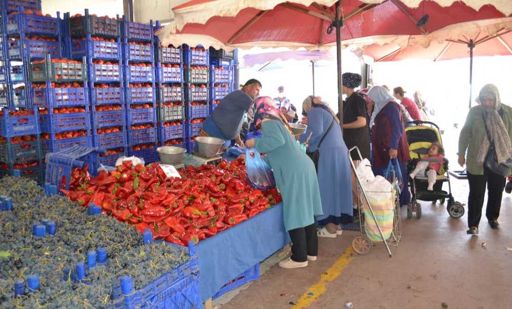 Pazara Gelenler Şok Oluyor