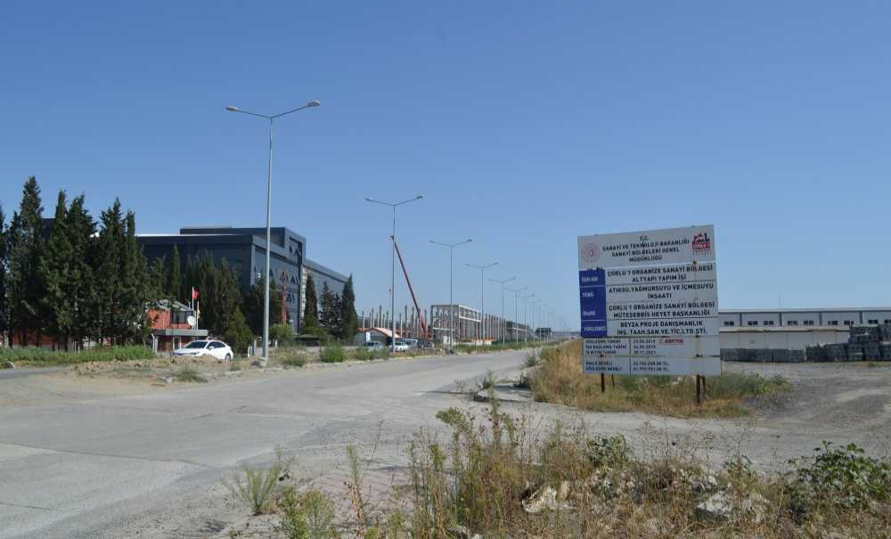 Çorlu 1 Osb'nin 3 Yıldır Bitmeyen Yolu!